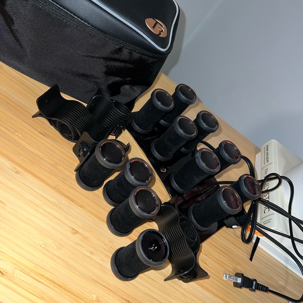 T3 hot rollers WITH 4 EXTRA!!!